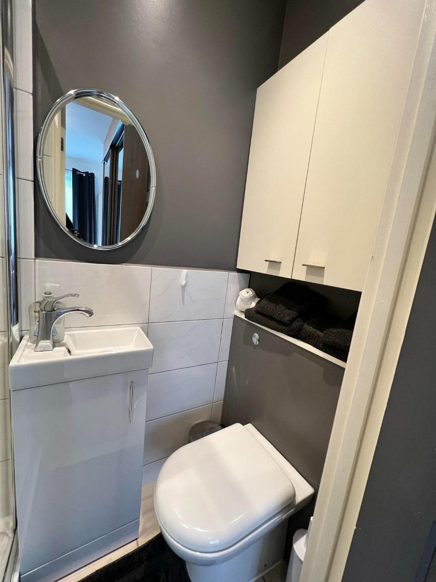 Cosy Studio Flat London Exterior photo